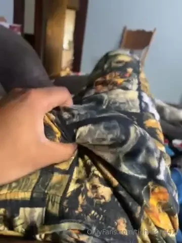 Bored but the zombie tho 