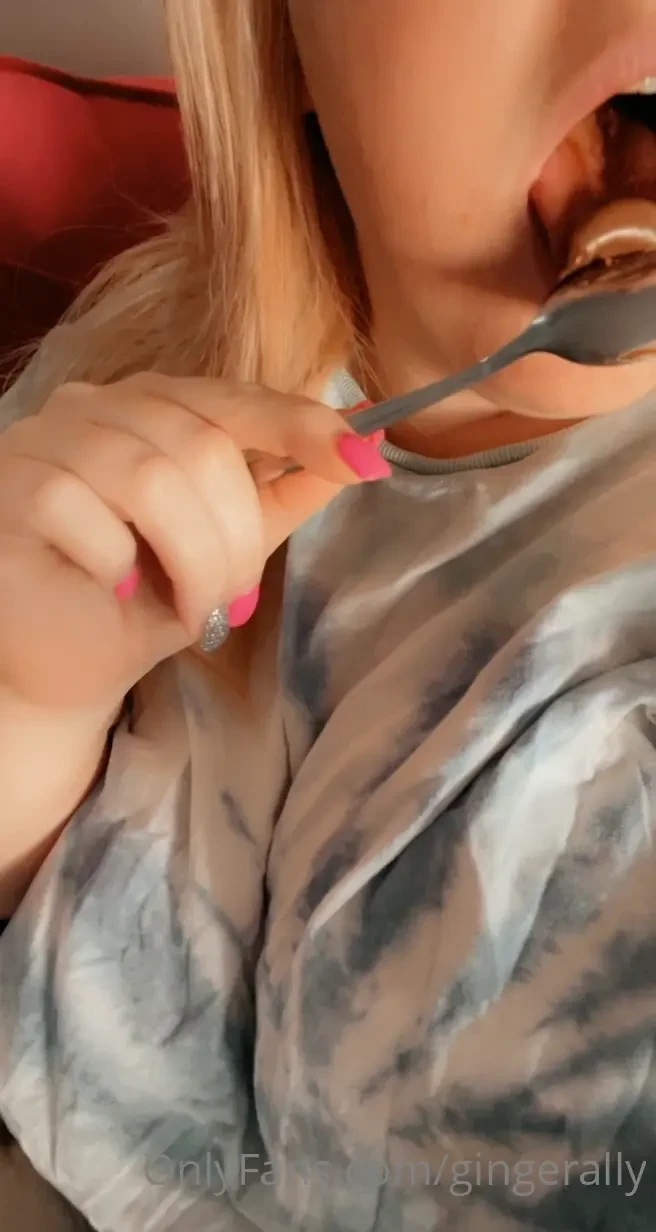 Hmmm what do we think about this kind of video 