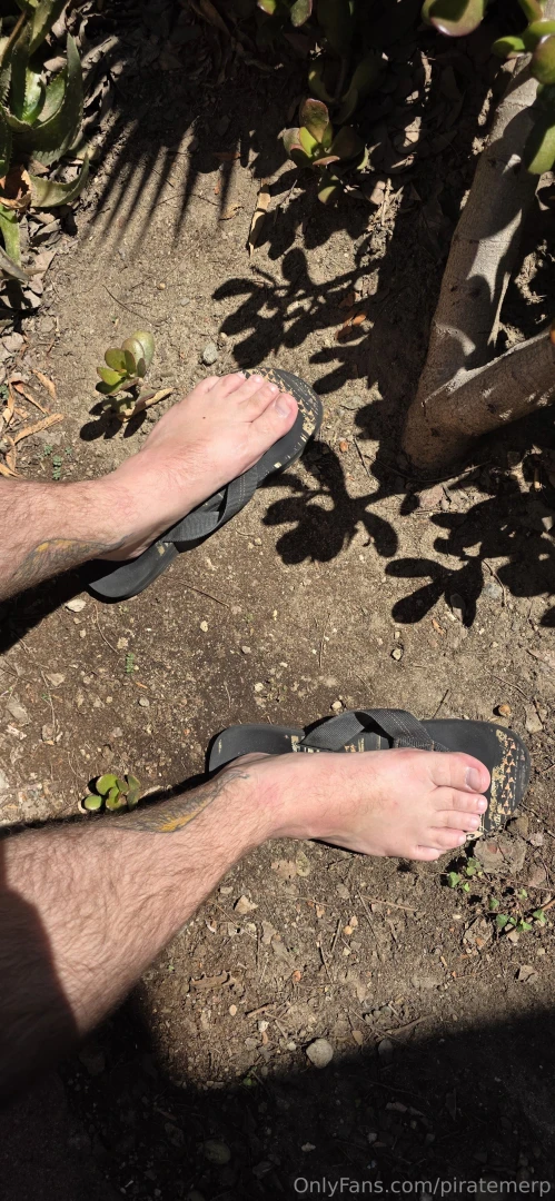 Weather is good so i m tanning in my garden scroll for some free feet 