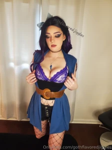 Some still shots from my latest abigail cosplay from stardew valley part 1