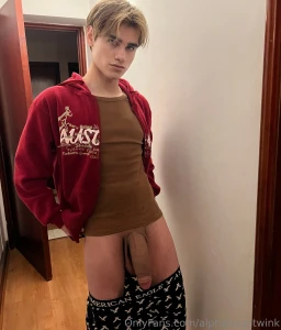 Swipe for the surprise part 6