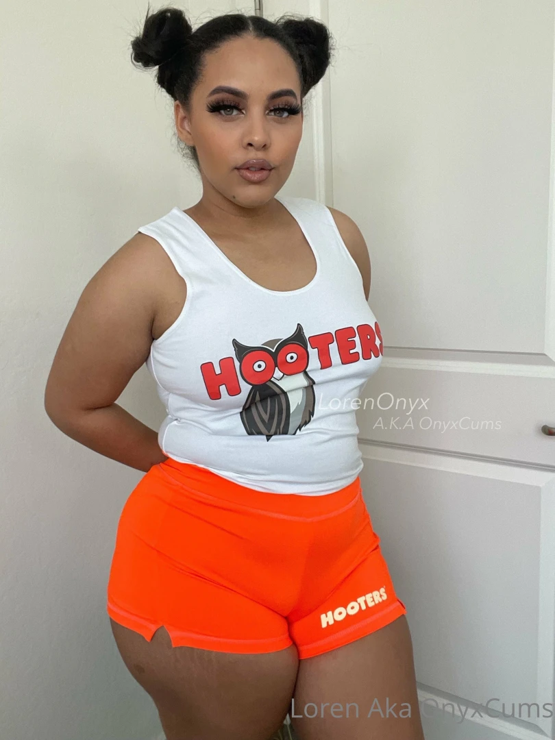Hooters closed but my legs are still wide open 