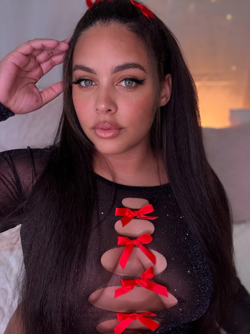 Pretty face prettier 