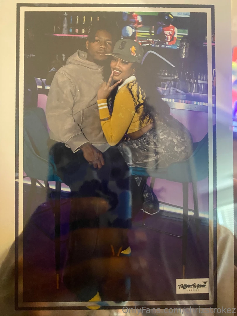 Wetmonet and i onna lil tattoo date you wanna see what i got 