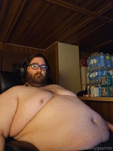 The gaymer belly