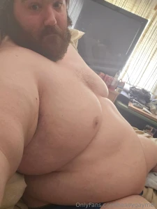 Here i am still in bed and no one has come to bring me my buffet