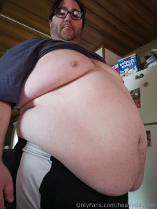 Well i may not be a dad but i certainly have the dad bod happy daddy