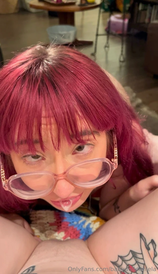 Freak menu everything not on my main 30 dm me - foot worship i give part 3 