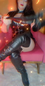 The only thing softer than these leather gloves your whimpers when i