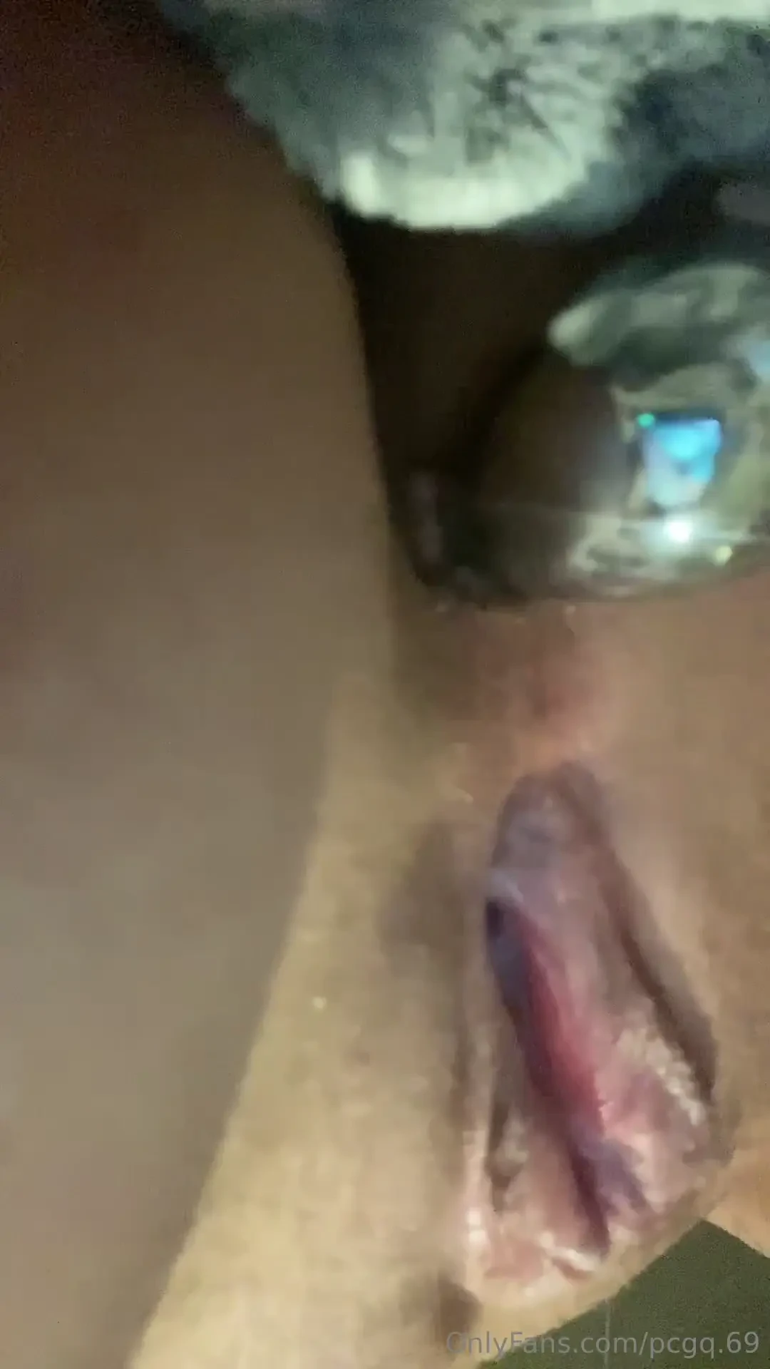 I was feeling really horny earlier so a very quick morning sesh of 