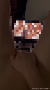 Rubbing my clit and fucking myself with bbc while i goon to blxcked