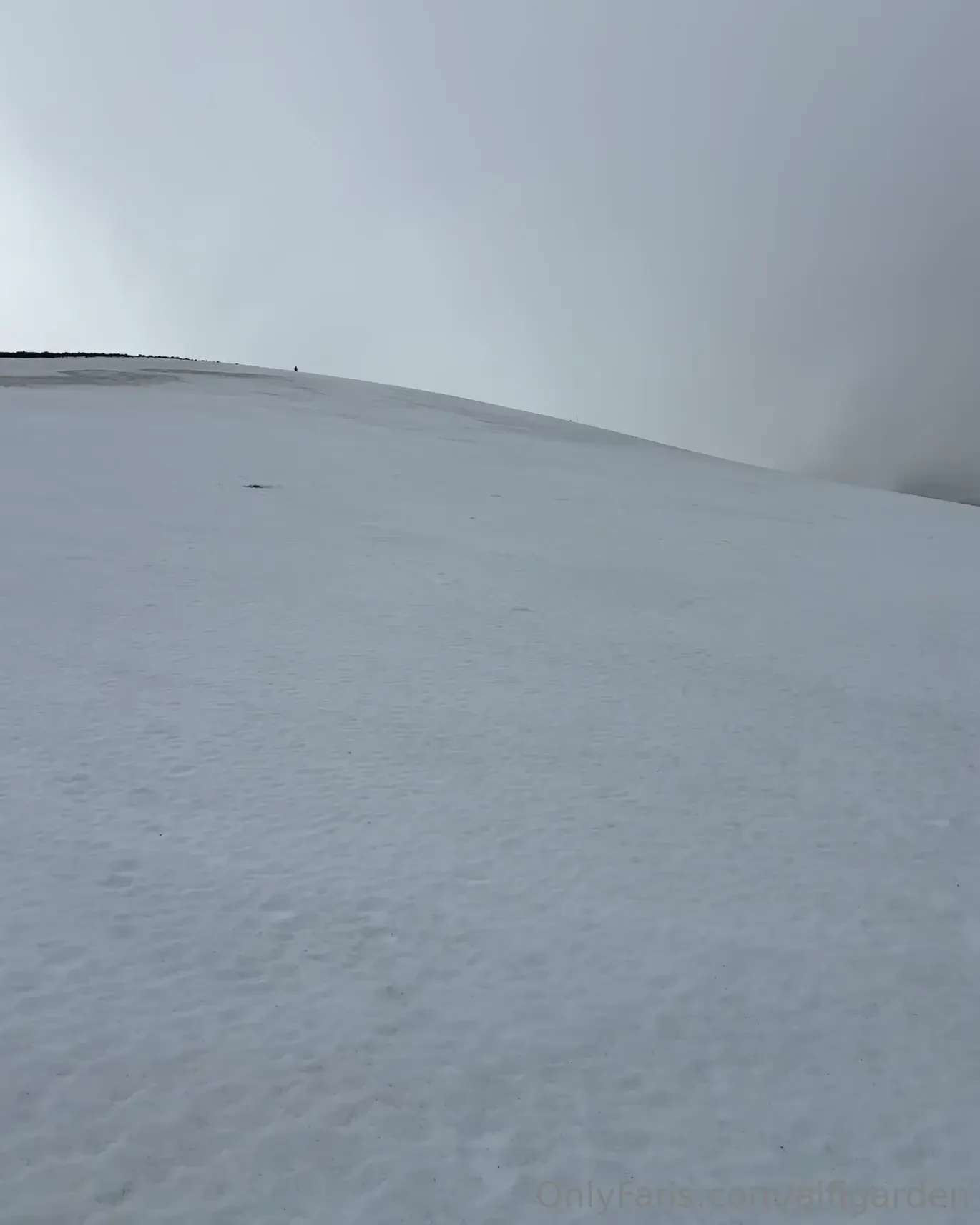 Volc n osorno antino watched a nevado at the distance he said i want 