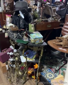 Bogot an amazing concert cheap hotels and some antiques that i fell in