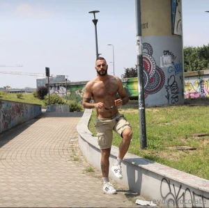Hairy italian sexy performer biggy muscle bear in my vip alex_owen_7 part 46