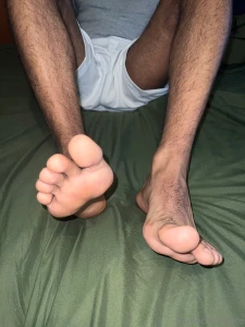 Chupale las patas a tu macho
