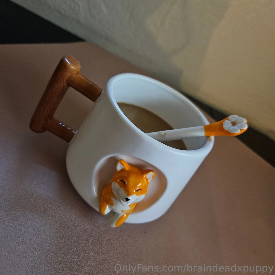 I hope y all like my coffee mug lol 