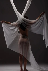 Play in the sheets with me part 1