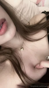 Puedo hacer con mis labios mas que besarte te muestro