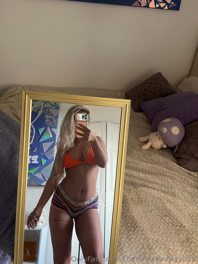 I wanna playyyy wyd sexy tip this pic 20 and i ll send you any bg 