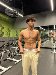 No days off unless you re trying to spend the day with me