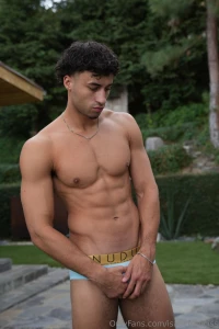 One of my new years resolutions is to stop holding back dm me