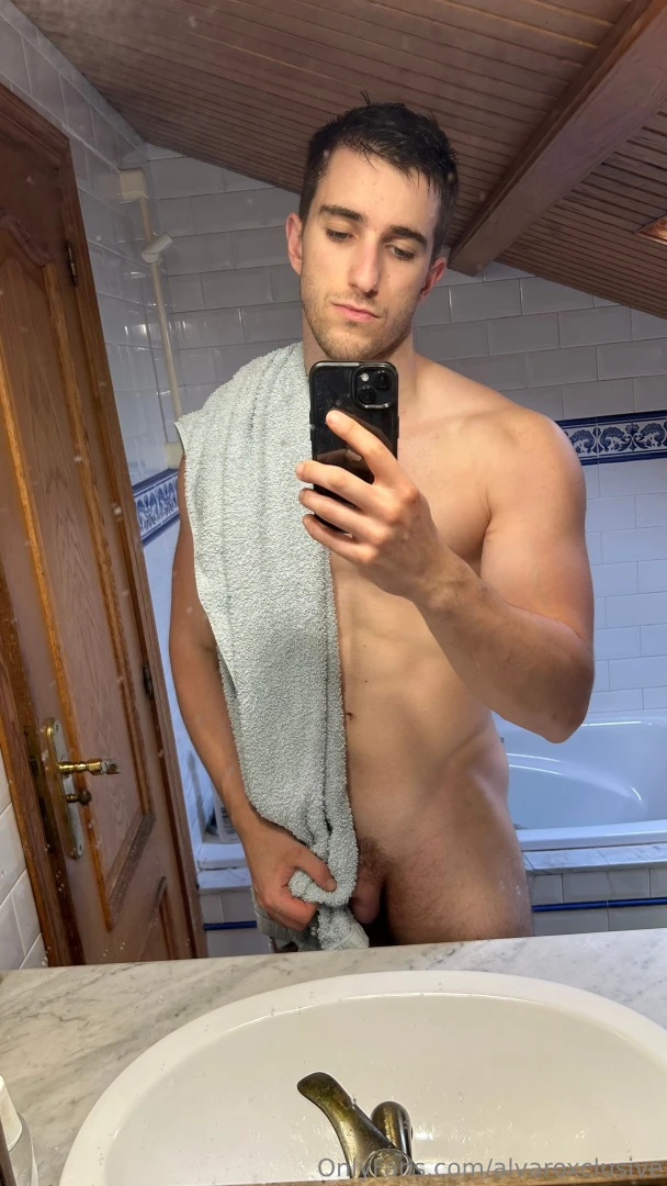 Solo imagina tenerlos en tu lengua ahora mismo te atreves just imagine 