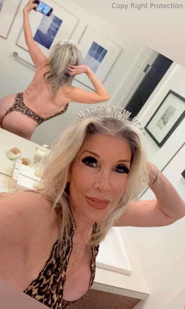 Can those fingers really pull on my g-string 