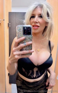 My victoria secret bra is giving us good sunday vibes thanks for all part 1