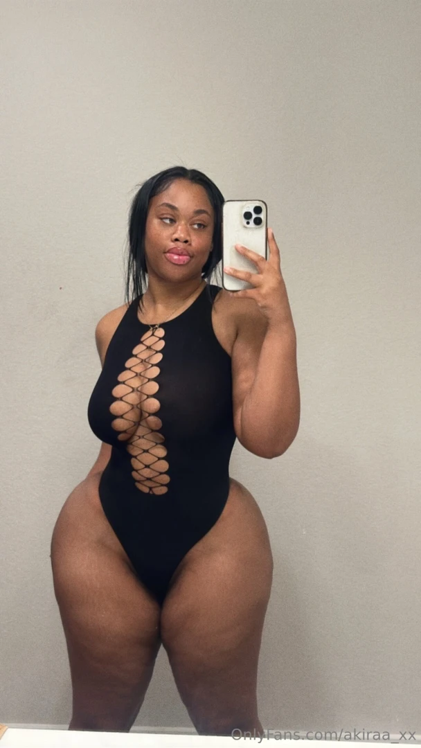 Which mirror selfie is the best 