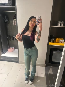 Okay last mirror selfie for today