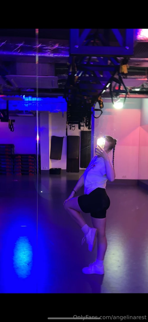 Immer wieder sch n zu sehen wie das gym jetzt im m rz wieder fast leer 