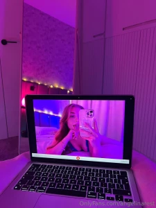 Ich seh s dir an du stellst dir grad vor wie du durch den bildschirm