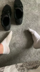 Not done a foot video for a while this was just after my run so hot