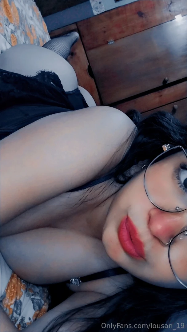 Necesito a alguien aqu 