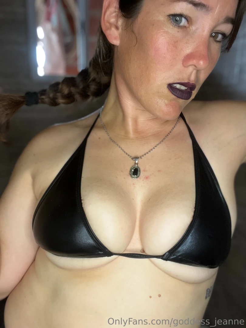 You want me to own you right now i can see that 