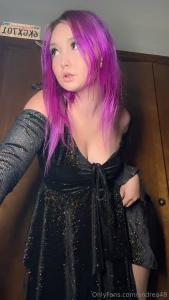 The lighting subtle the cleavage not so much