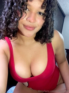 Muy buenos d as y perd n si mi labio no cabe en ese body