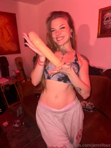 100 likes and i ll fuck myself with this giant cock until i squirt part 4