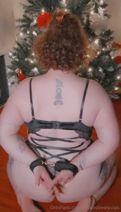 Day 8 looks like fun would you restrain this little present under your