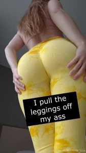 Yummy bigbooty bigbutt bigass yellow leggings bounce bouncing