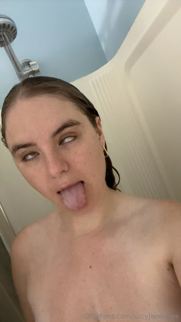 Sudsy sunday i got all soaped up for you and yes there s a bonus clip 