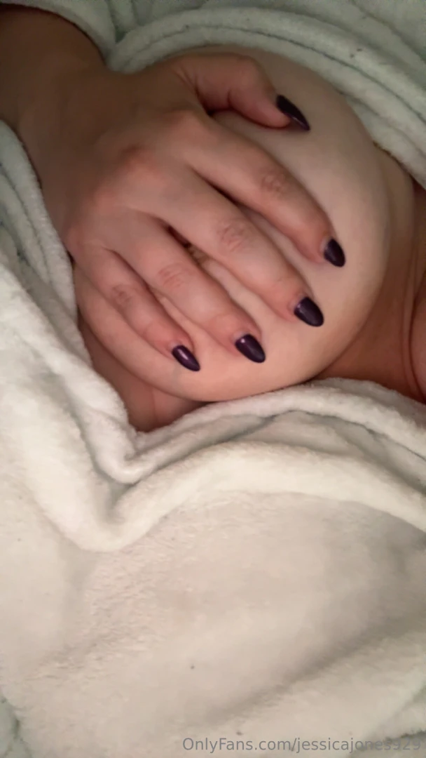 Which lucky man wants to pay for my nails i ll let you pick which 4th part 1 