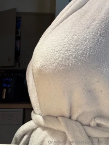 Just hanging around the house today who doesn t love a little on off