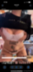 Toglimi ste mutande e leccami i piedini un po di video e foto per part 3