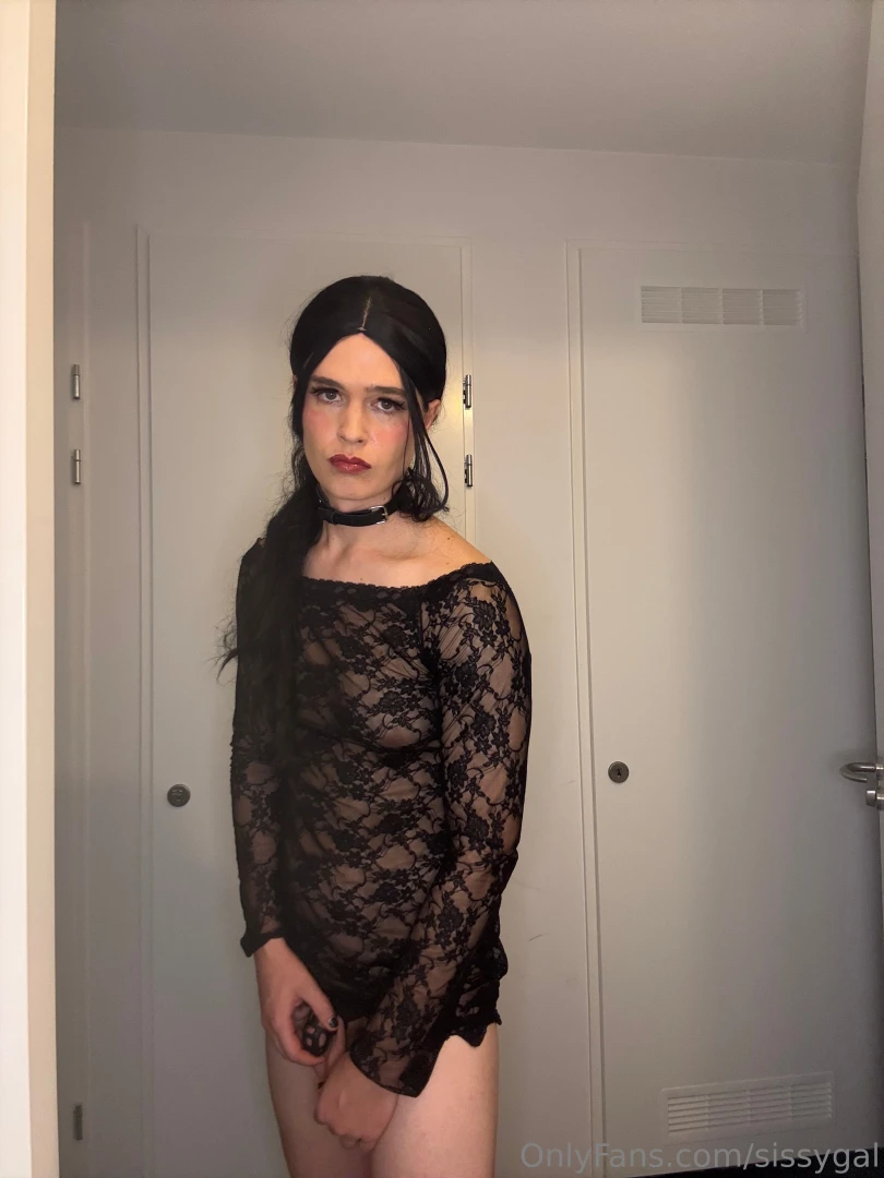 Hi babes here s a photo dump from yesterday the video is coming soon part 35 