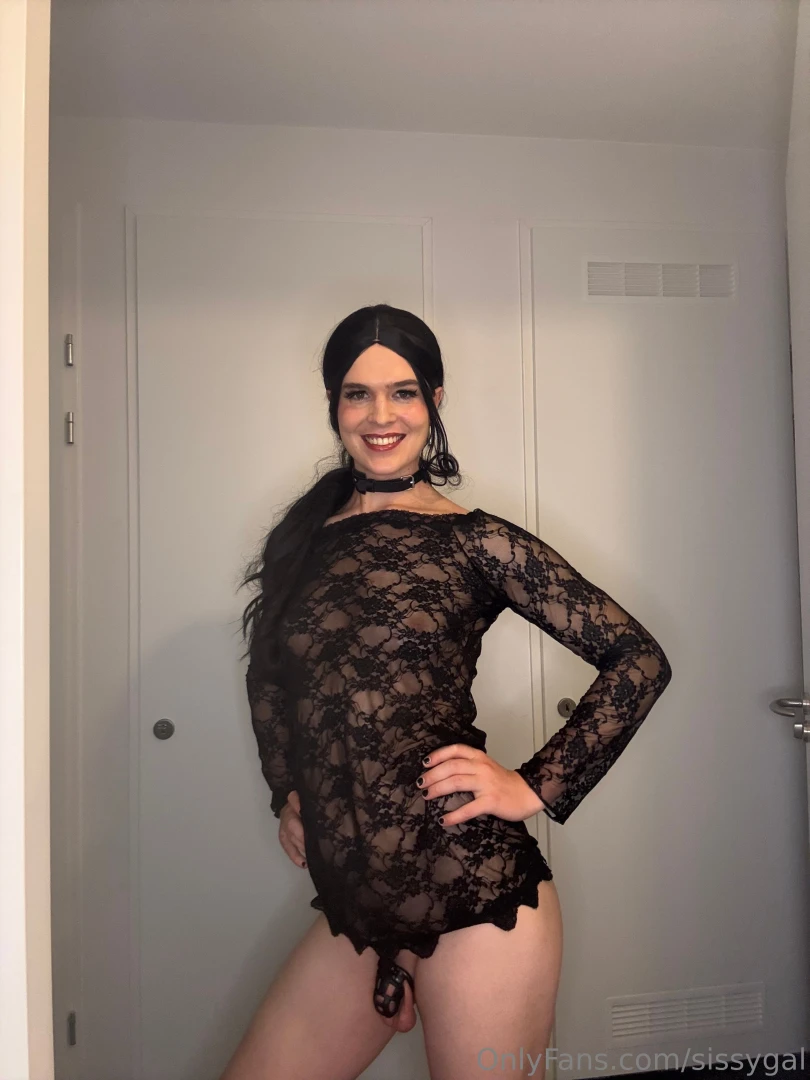 Hi babes here s a photo dump from yesterday the video is coming soon part 3 