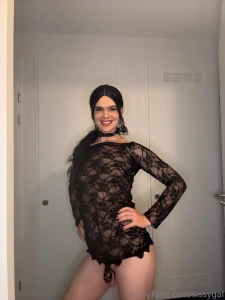 Hi babes here s a photo dump from yesterday the video is coming soon part 3