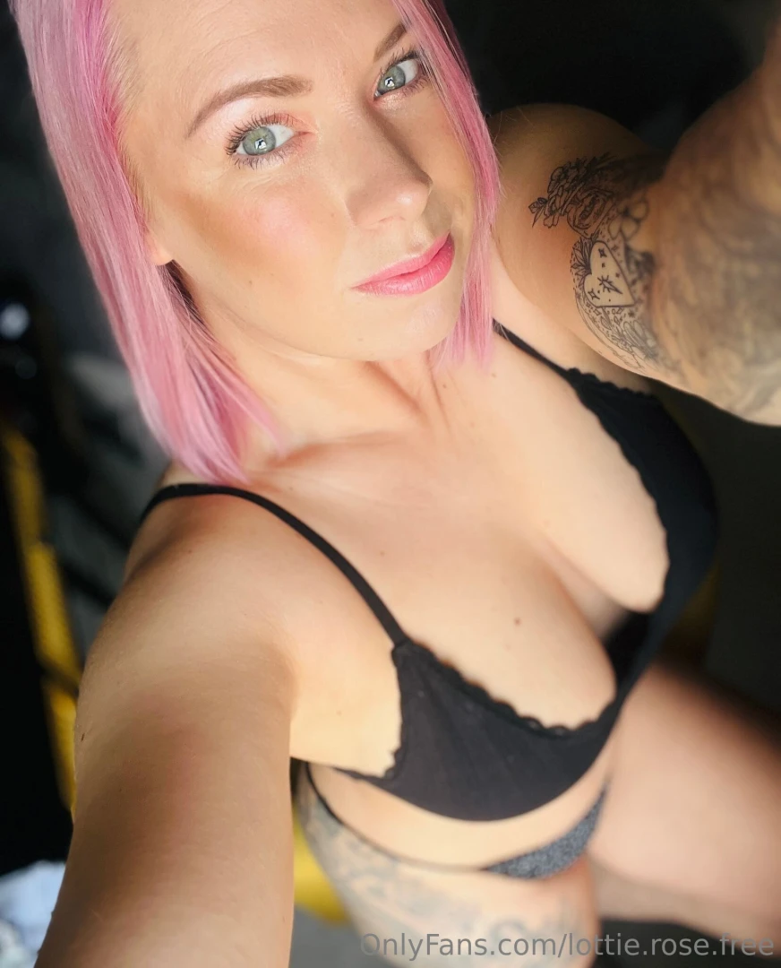 Happy monday part 3250 