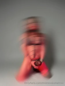 Picture is not blurry your brain cannot process how much it wants my