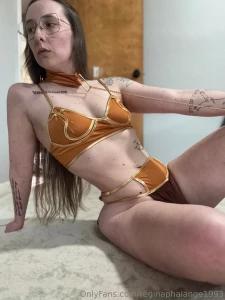 I want to be dressed like this and have a mandalorian and darth maul part 2